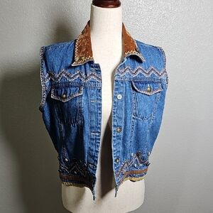Boho Casual Embelished Denim Vest with Brown Stiching and button Accents Large